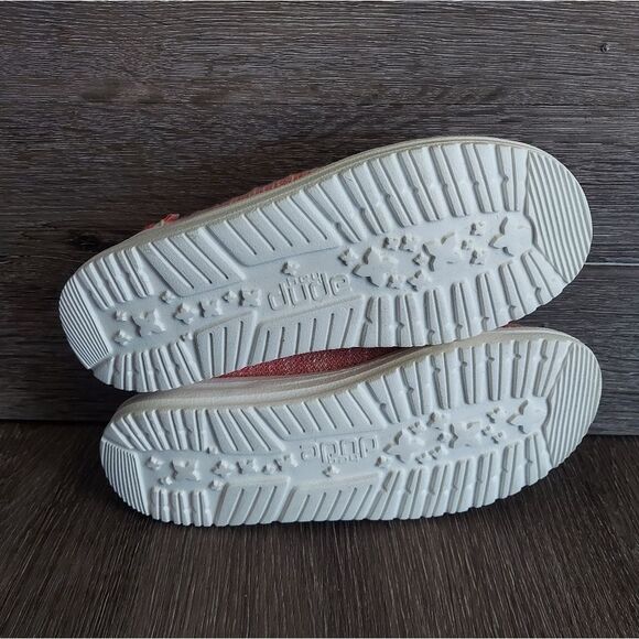 EUC Hey Dude Wendy Stretch Coral Pearl Moccasin 3Y - Picture 9 of 10